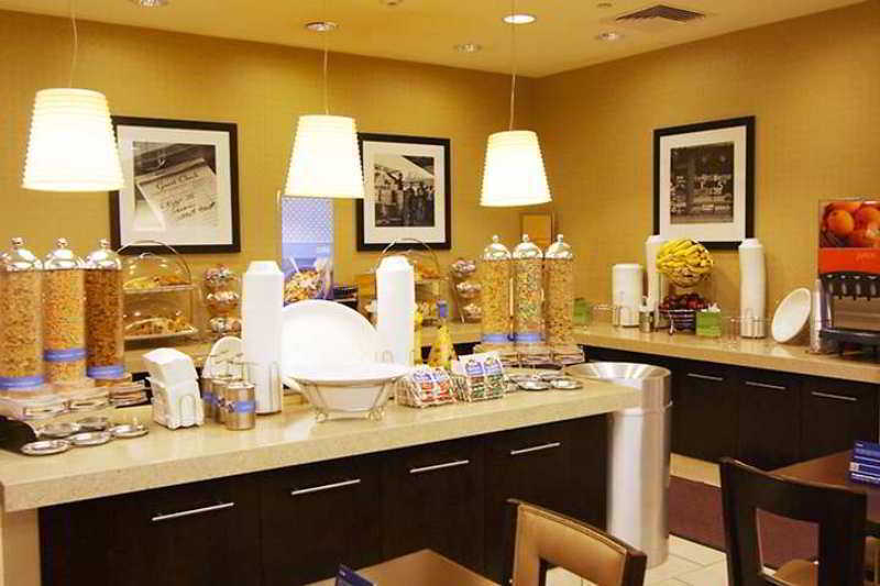 Hampton Inn Manhattan Times Square North New York Restaurant billede